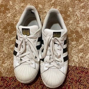 Adidas Superstar Sneakers